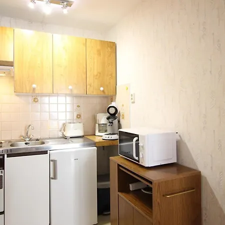 Apartamento Confortable F2 Bis Avec Balcon, Parking, Jusqu'à 5 Personnes - Fr-1-415-173 *